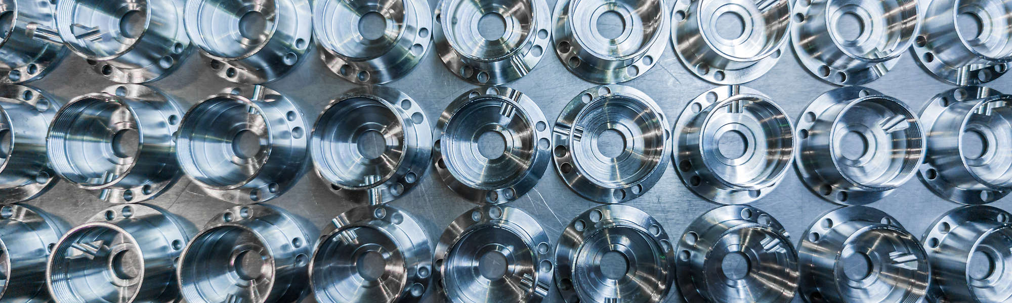 Shiny metal aerospace parts production